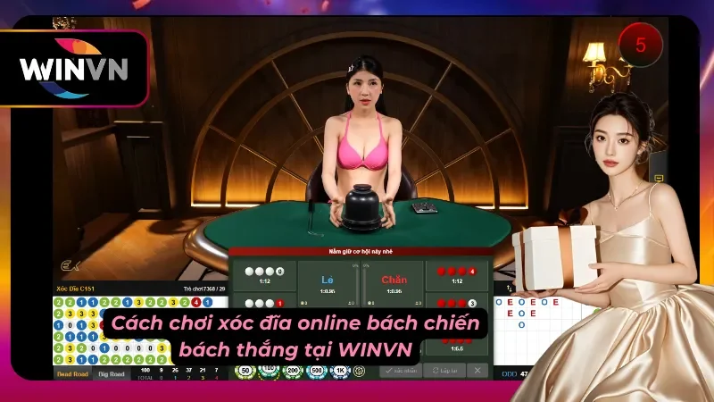 Dealer đang giao lưu với người tham gia tại bàn trực tuyến.